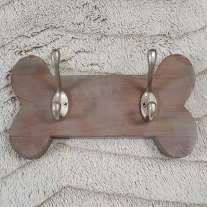Wooden Bone-Shaped Wall Hook